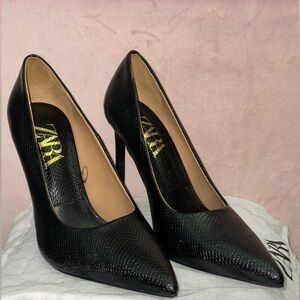 ZARA Black Stiletto Heels